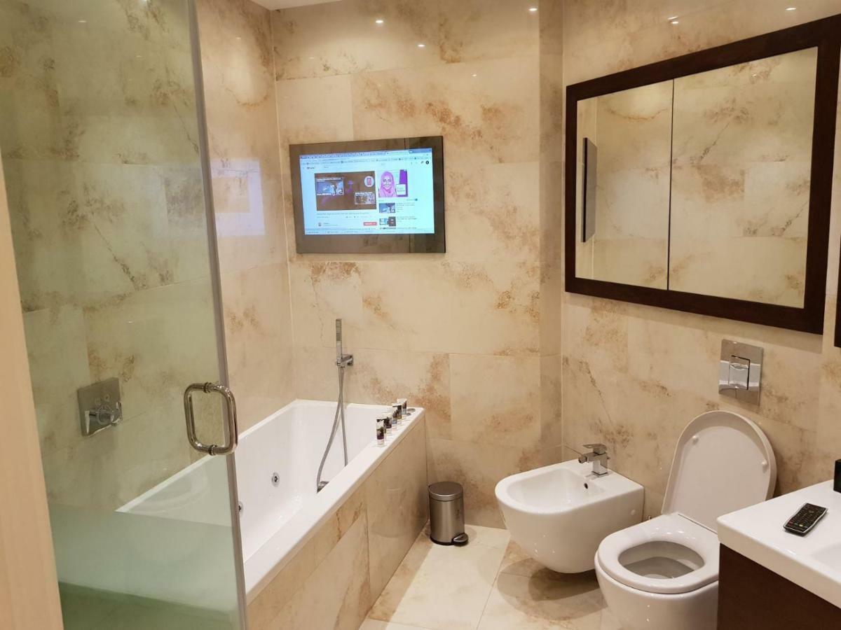 Heart Of Knightsbridge - Stunning Air Conditioned Apartment - 1 Minute Walk From Harrods London Eksteriør billede